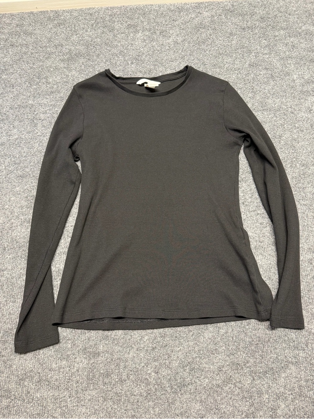 H&M Black Long Sleeve Crewneck Top